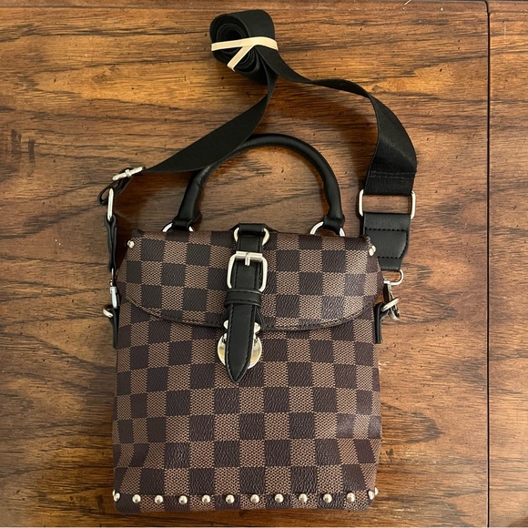Checkered bag - Picture 2 of 3